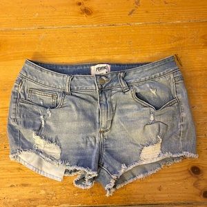 Women’s short Jean shorts